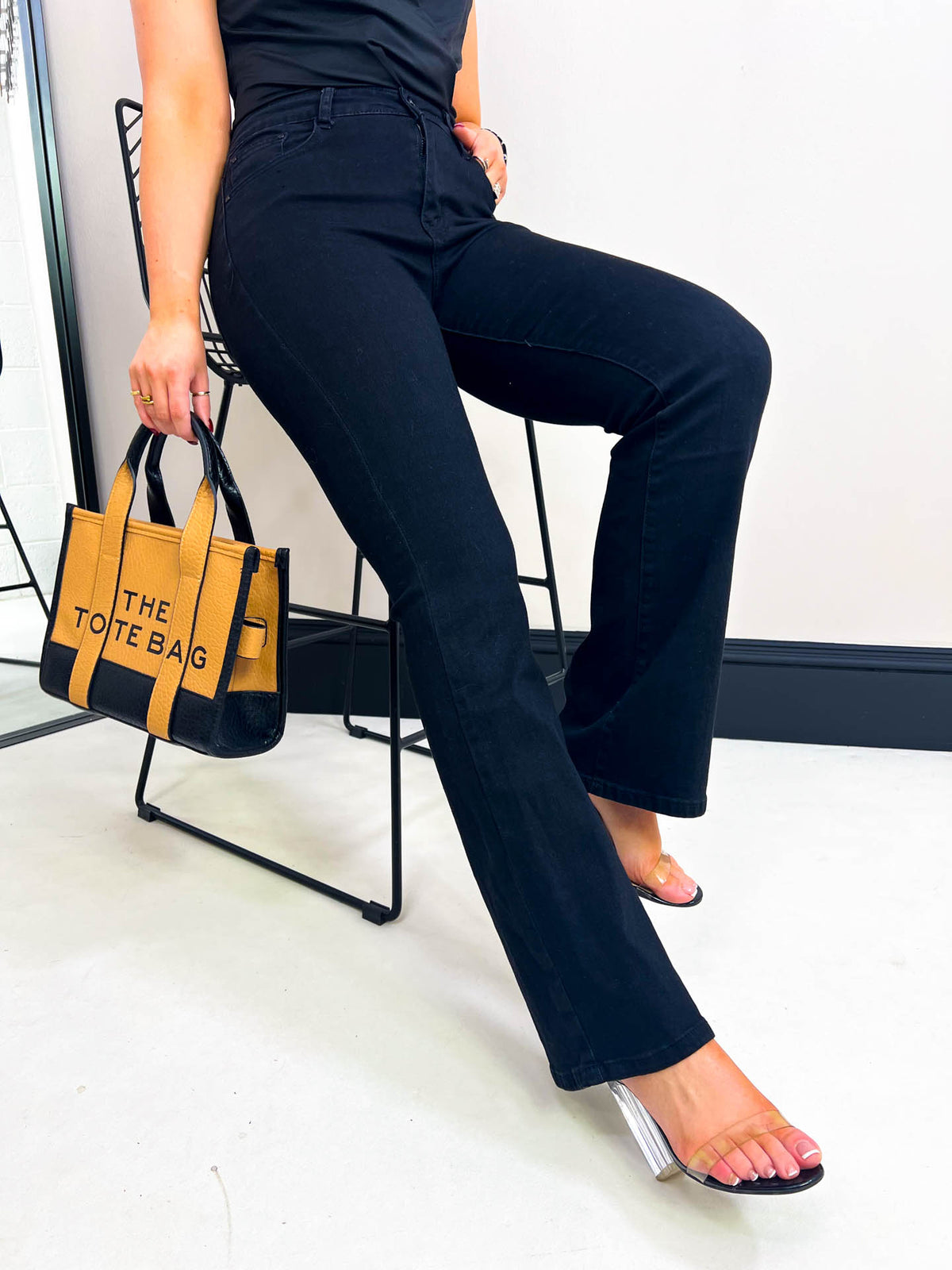 The Cleo - Straight Leg Jeans